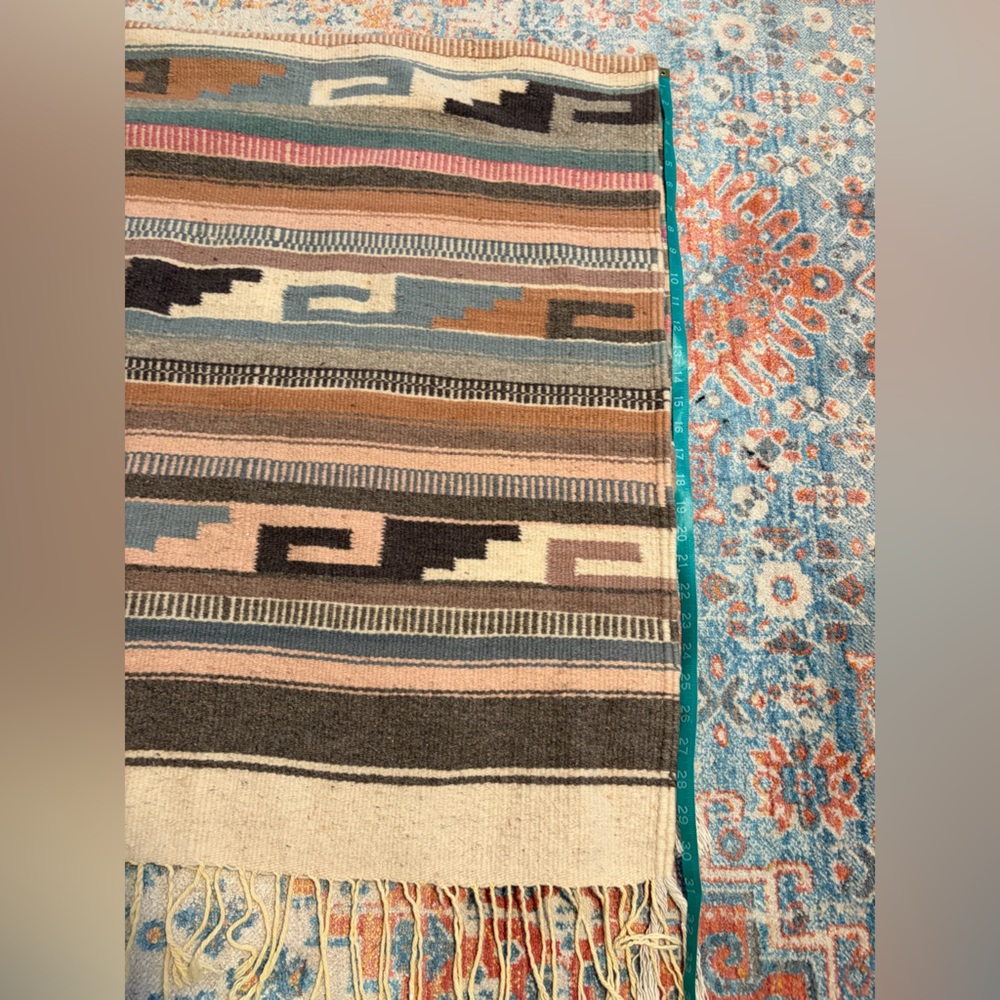 Southwest woven wool runner rug - Picture 7 of 7